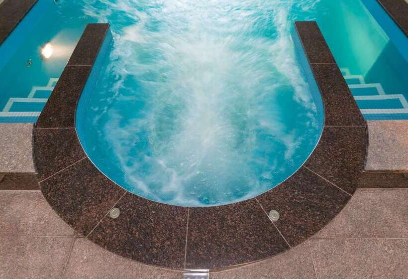 Ramada By Wyndham Rostov On Don Hotel And Spa