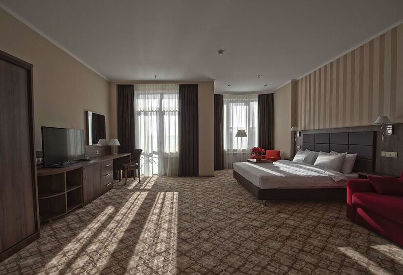 Ramada By Wyndham Rostov On Don Hotel And Spa