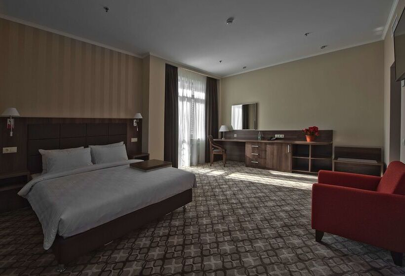 Ramada By Wyndham Rostov On Don Hotel And Spa