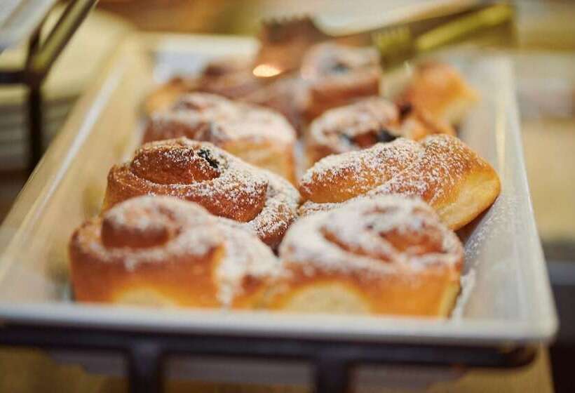 Ramada By Wyndham Rostov On Don Hotel And Spa