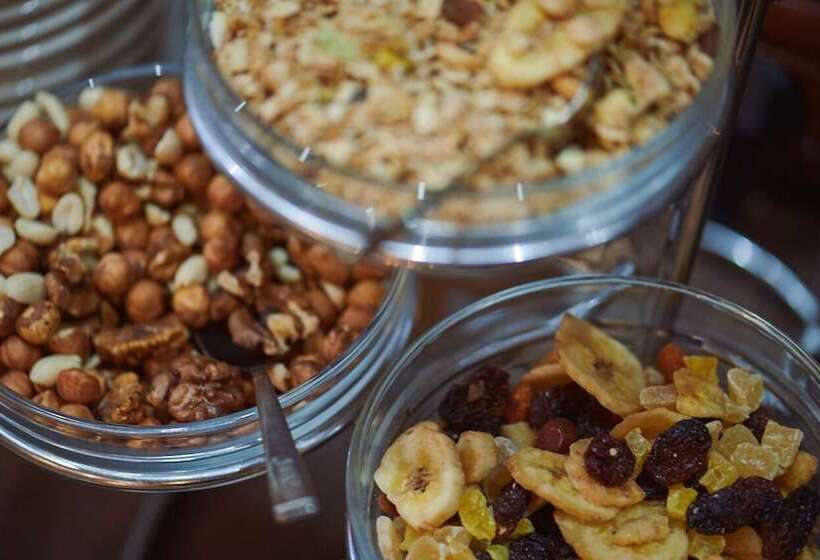 Ramada By Wyndham Rostov On Don Hotel And Spa