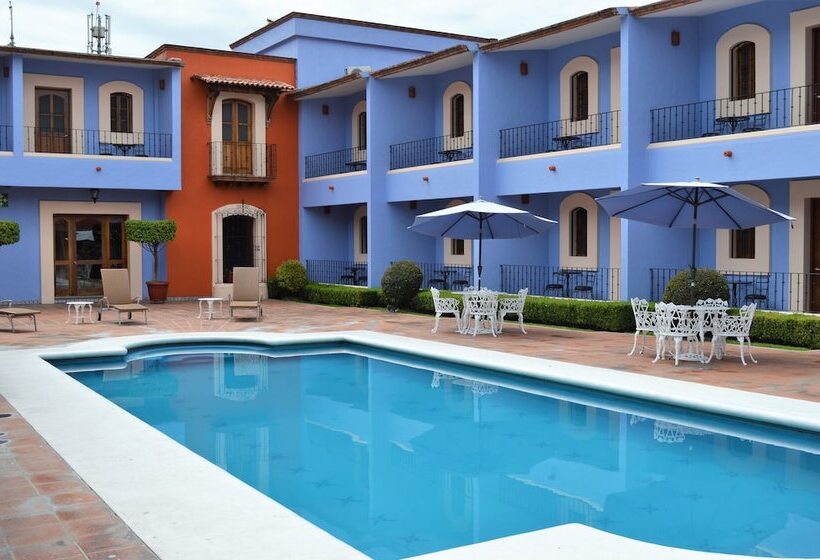 هتل Santa Helena Plaza