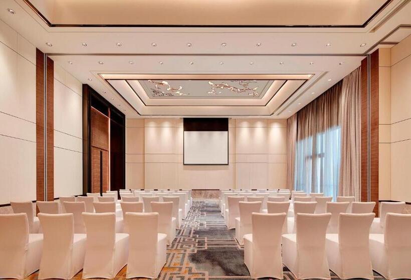 בית מלון כפרי Sheraton Zibo