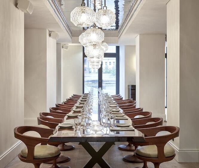 酒店 The Nikolai Hamburg   Leonardo Limited Edition