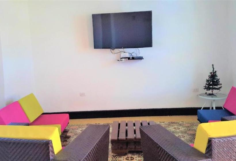 ホテル Solaz Hostel Santa Marta