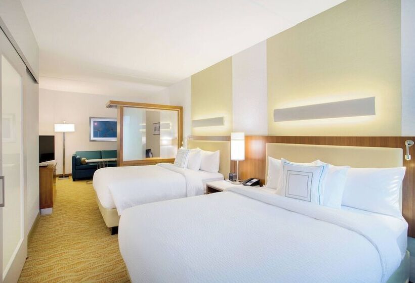 Отель Springhill Suites By Marriott Mount Laurel