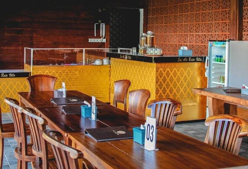 호텔 Sri Abi Ratu Villa