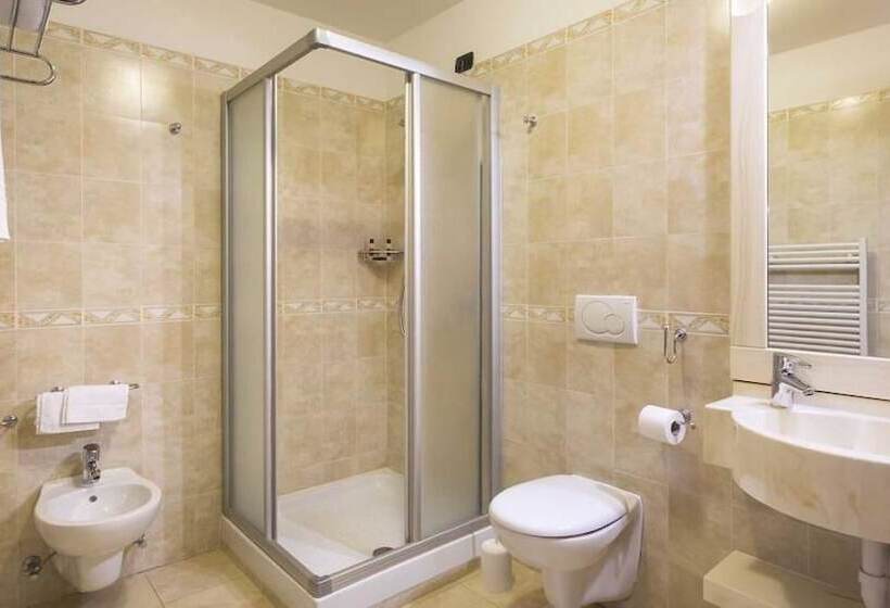 בית מלון כפרי Stella Alpina