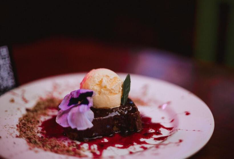 ホテル & Suites Cerro Roj0