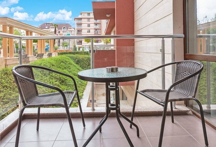 Apart Hotel Tarsis Club