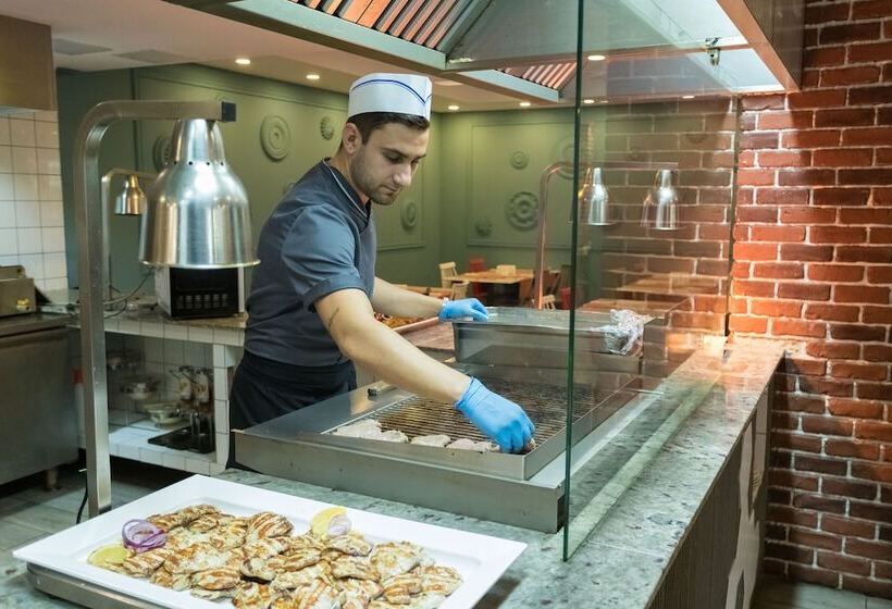 Apart Hotel Tarsis Club