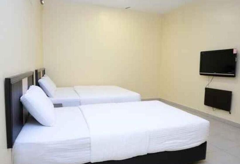 בית מלון כפרי The Fern Lodge