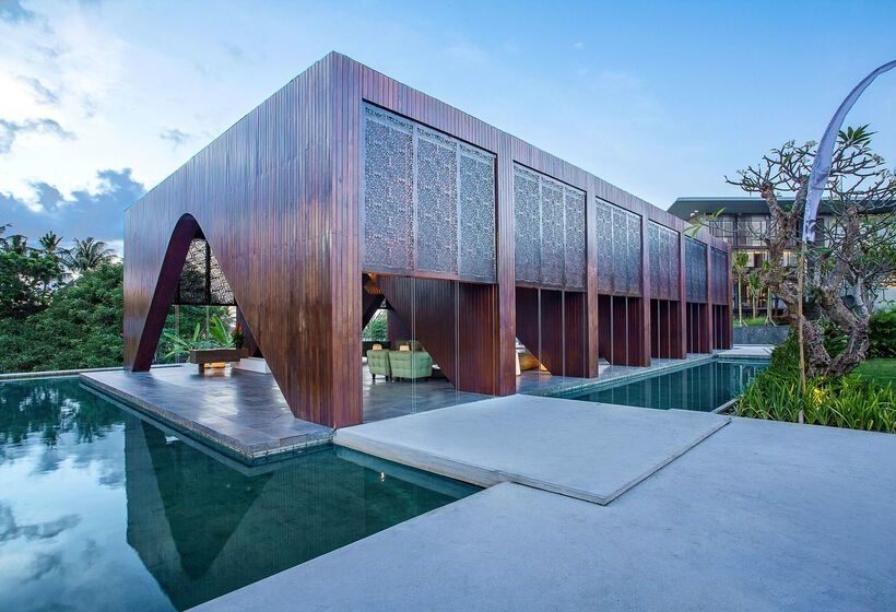 בית מלון כפרי Wyndham Tamansari Jivva Resort Bali