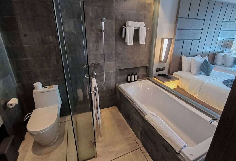 בית מלון כפרי Wyndham Tamansari Jivva Resort Bali