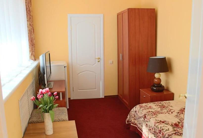 هتل Uzhnoe Vzmorie Health Resort