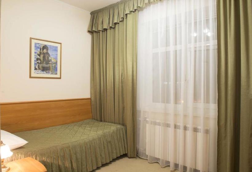 هتل Zapolyarnaya Stolica