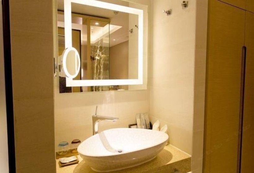 Lavande Hotel Baiyun International Airport Branch