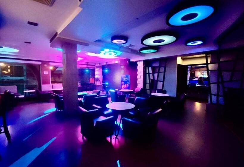 Mo2 Westown Hotel San Juan