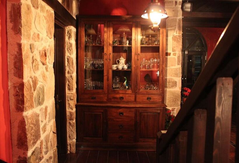 Monastiri Guesthouse