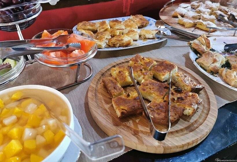 Monastiri Guesthouse