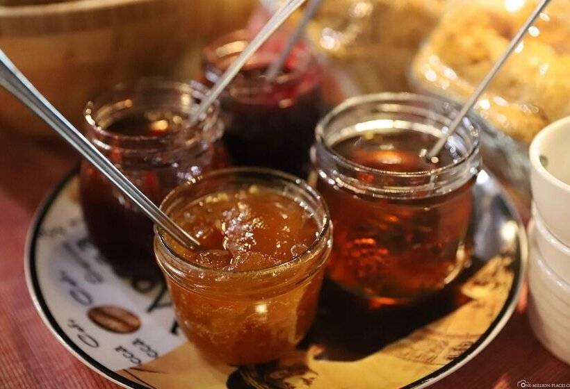 Monastiri Guesthouse