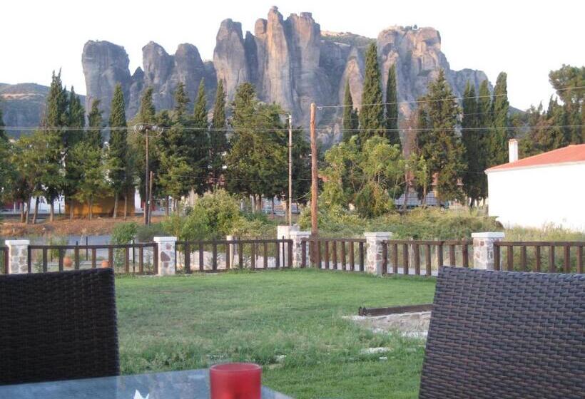 Monastiri Guesthouse