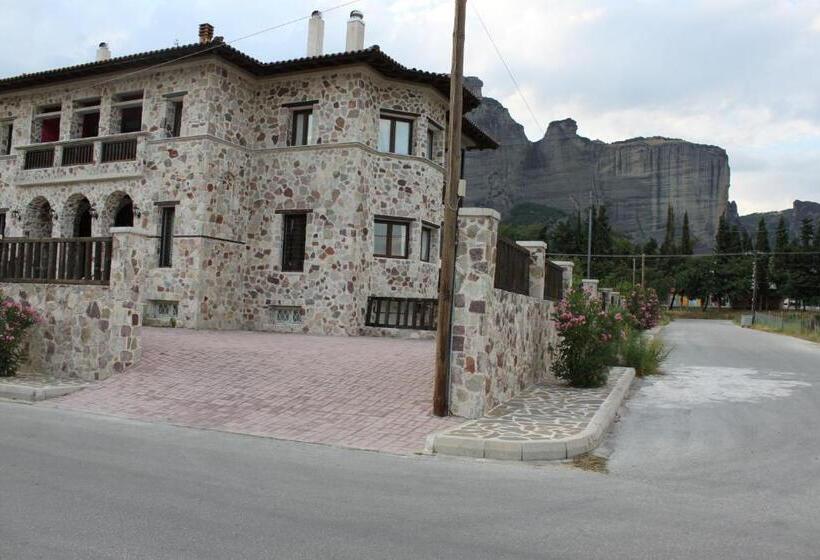 Monastiri Guesthouse