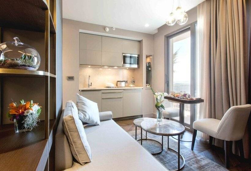 Noble22 Suites Special Category