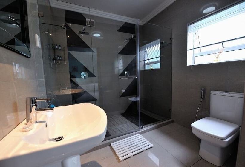 膳宿费 Albeit Lodge