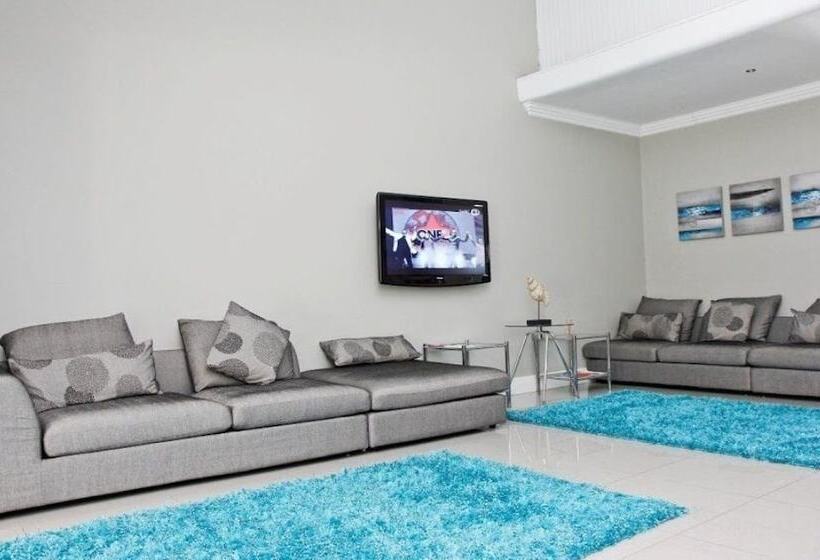 膳宿费 Albeit Lodge