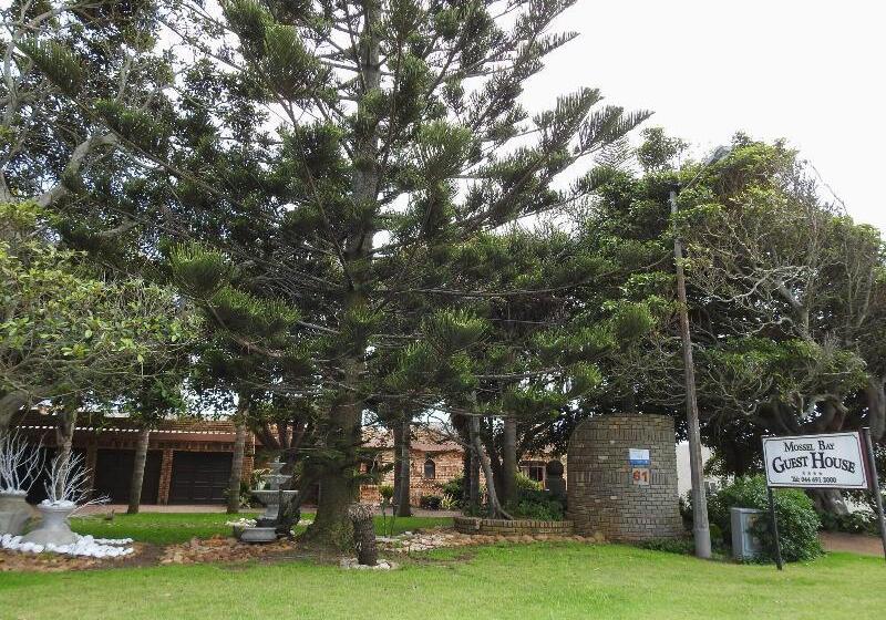 פנסיון Mossel Bay Guest House