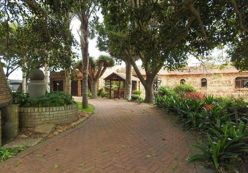 פנסיון Mossel Bay Guest House