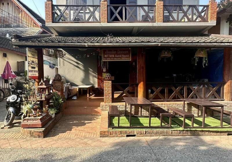 펜션 Nittaya Guesthouse