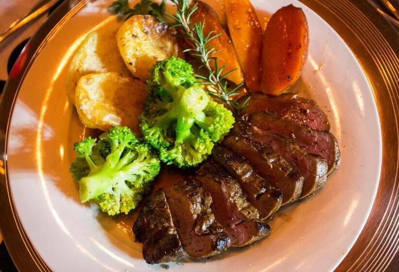 פנסיון Tamboti Lodge Guest House