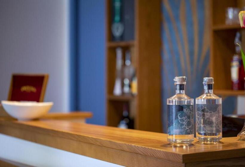 اقامتگاه Park Oasi Resort