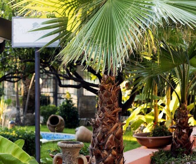 اقامتگاه Park Oasi Resort