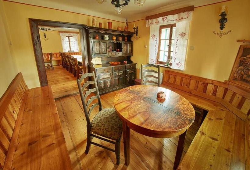 Rute Hotel And Apartments