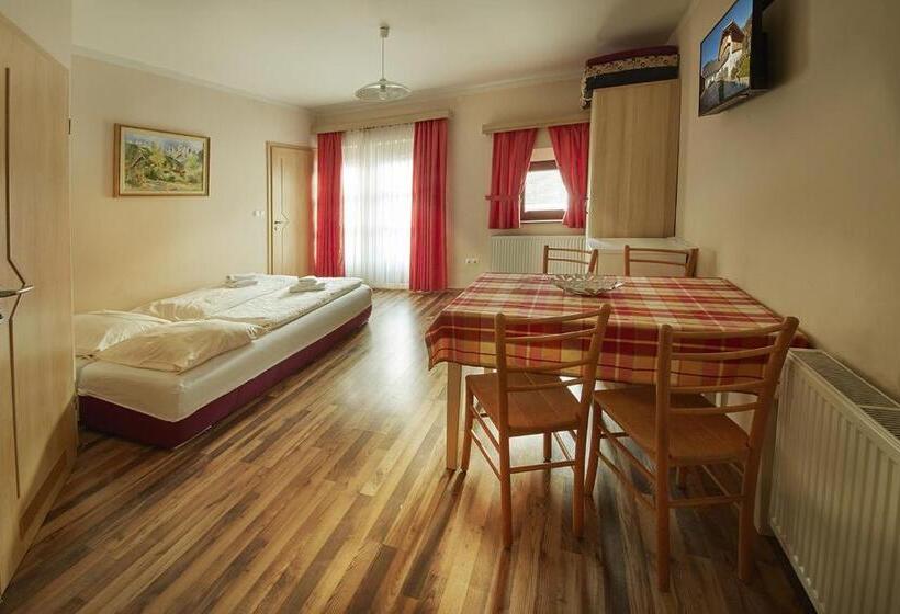 Rute Hotel And Apartments