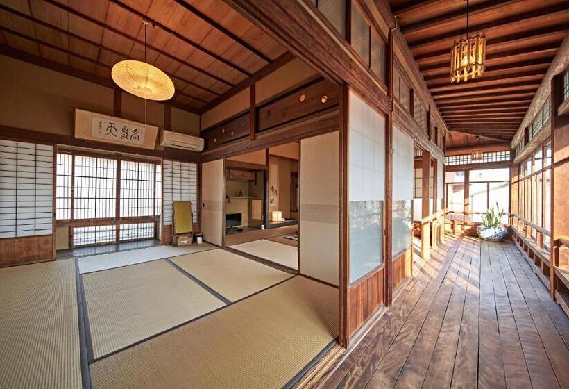 ريوكان Yamada Bessou くつろぎの温泉宿 山田別荘