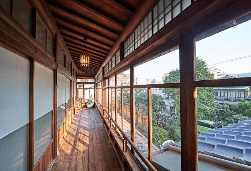 ريوكان Yamada Bessou くつろぎの温泉宿 山田別荘