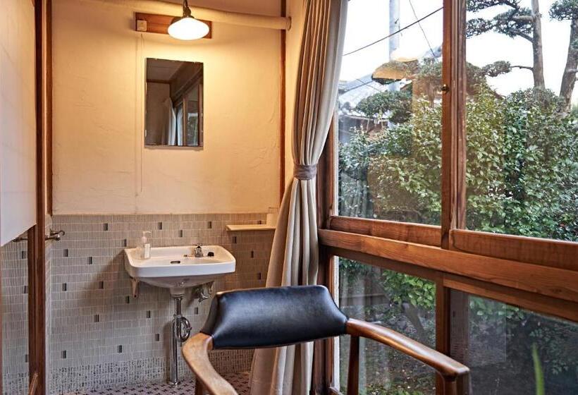 ريوكان Yamada Bessou くつろぎの温泉宿 山田別荘