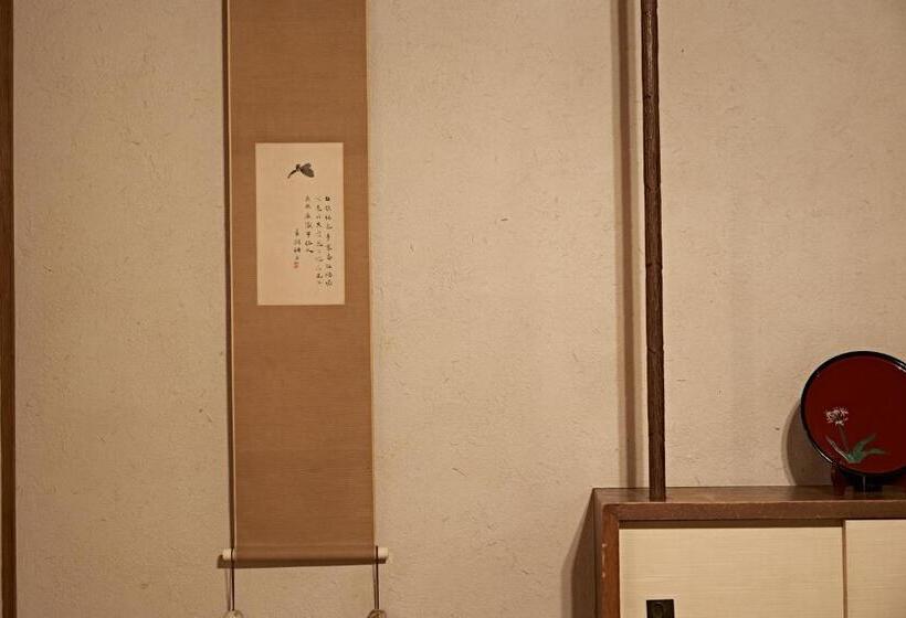 ريوكان Yamada Bessou くつろぎの温泉宿 山田別荘