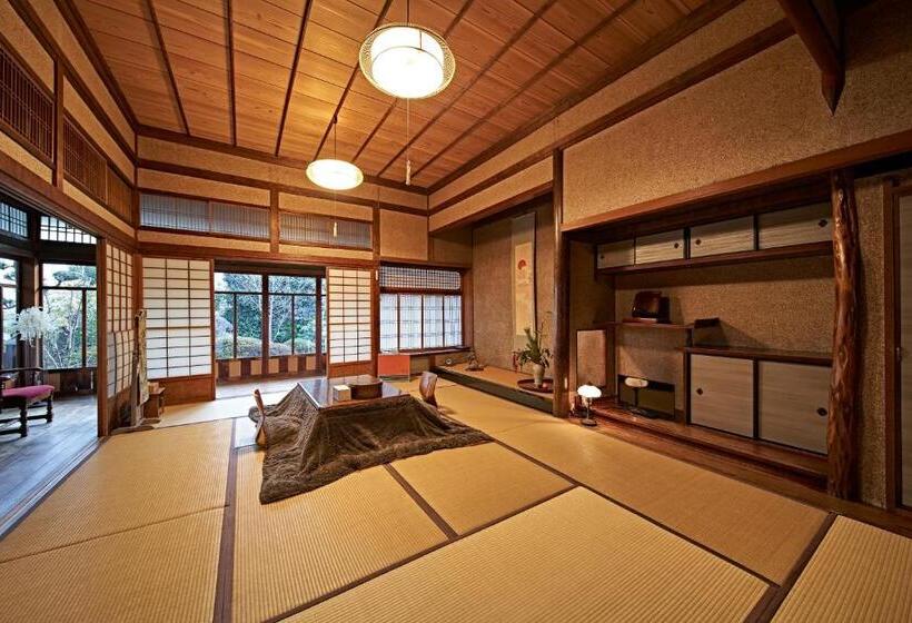 ريوكان Yamada Bessou くつろぎの温泉宿 山田別荘