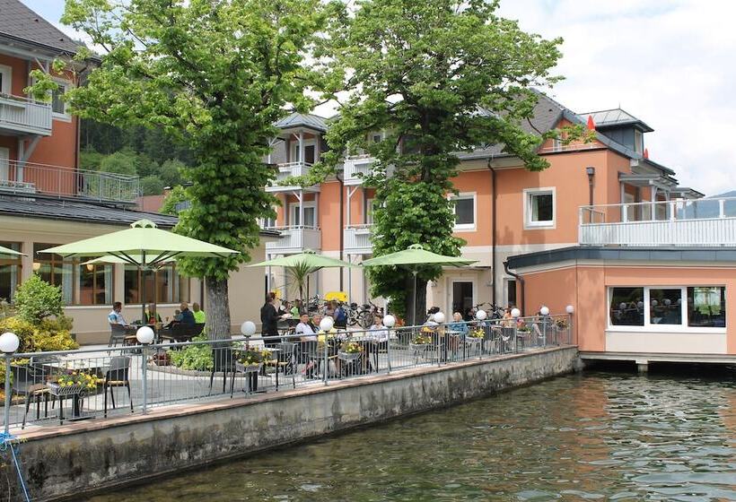 Strandhotel Burgstaller