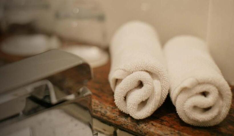 Sutanraja Hotel & Convention Centre