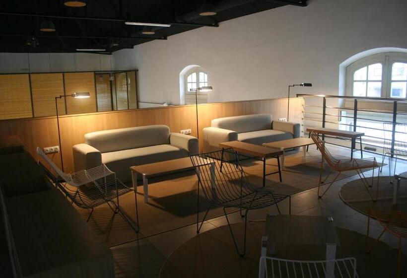 Up Hostel Valencia