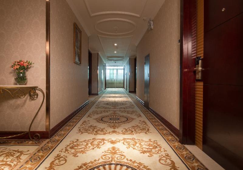 Vienna Hotel Jiading