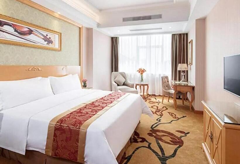 Vienna Hotel Tianbao Road