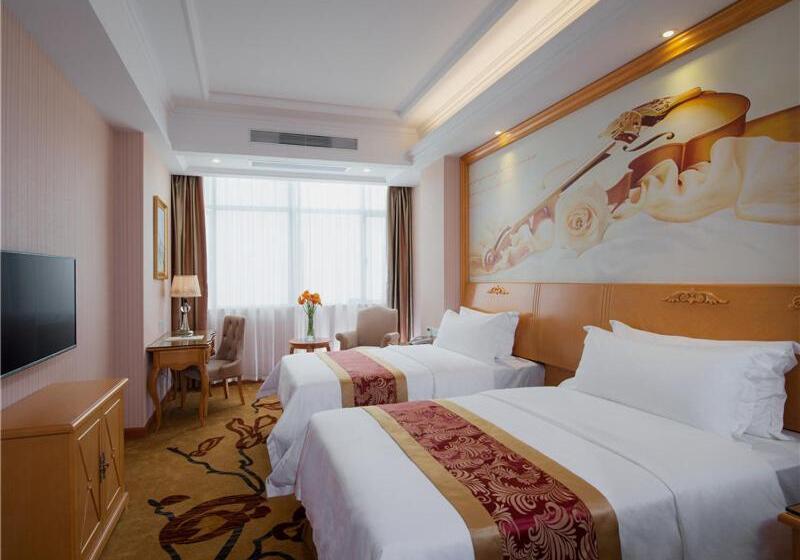 Vienna Hotel Tianbao Road