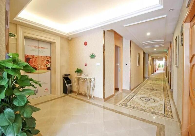 Vienna Hotel Tianbao Road